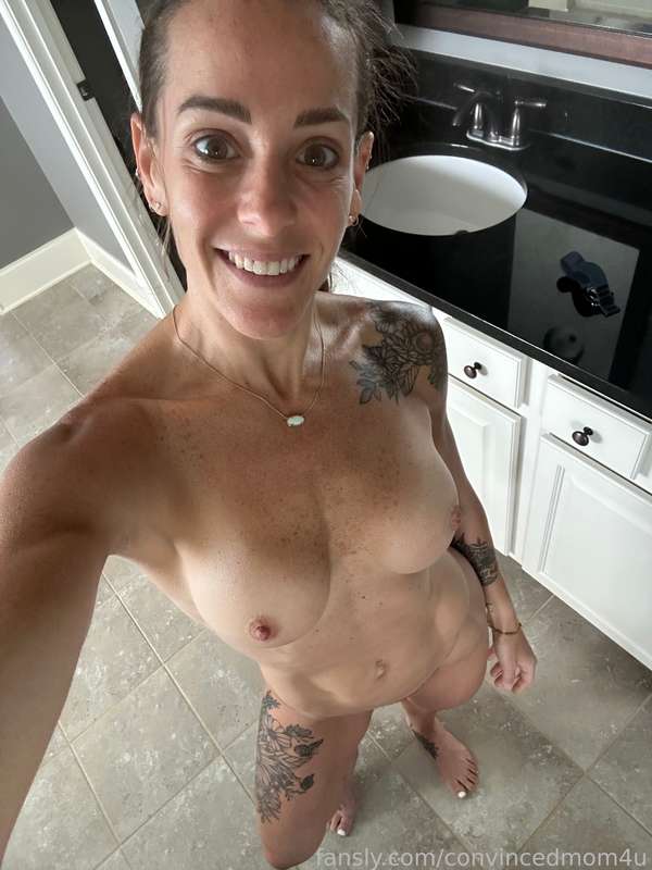 Convincedmom4U - Fansly - 17 Apr, 2025 3