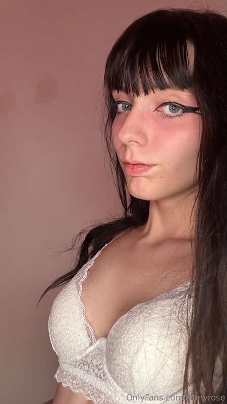 bet i can make you blush in the chat ;)