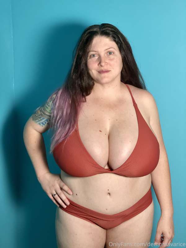 Oh the bathing suit makes me nervous! 😬 28