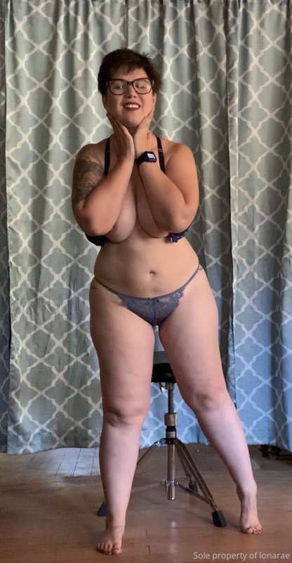 Working all week is hard. Help me unwind? 4