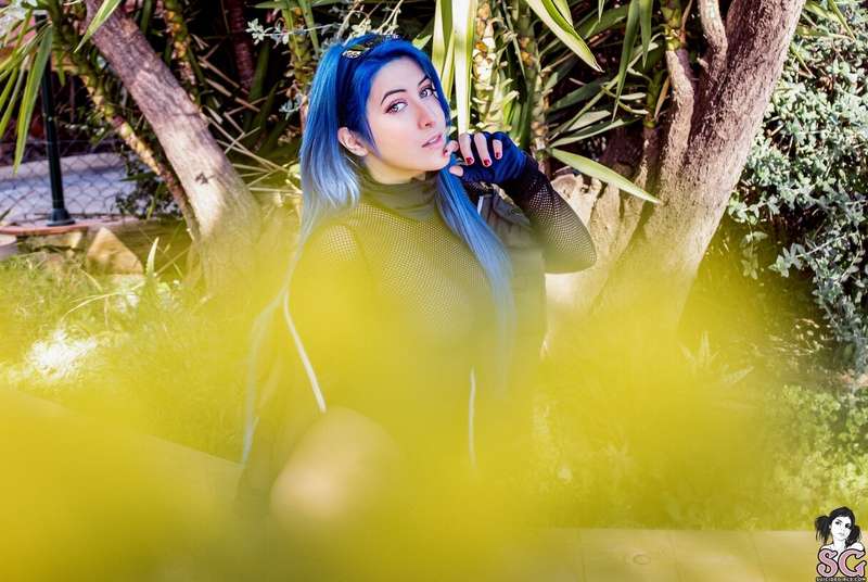 Step into the hidden village with @mhere_shet in her throw b.. 25