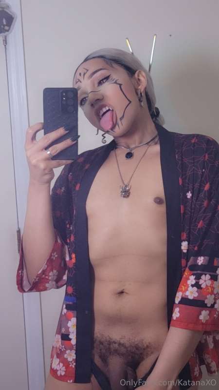 This hot? 🤭 I'm such a nerd 1