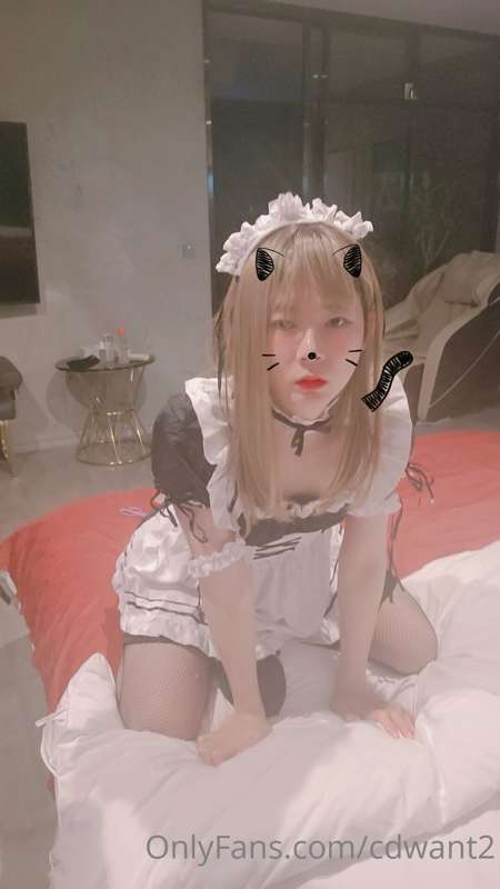 메이드복 사진 26장!!

26 photos of maid clothes!! 9