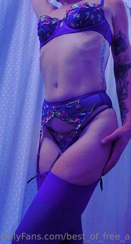 💥 **FREE SUB** @suninscorpio 💥 
I’m the very definition of a.. 1