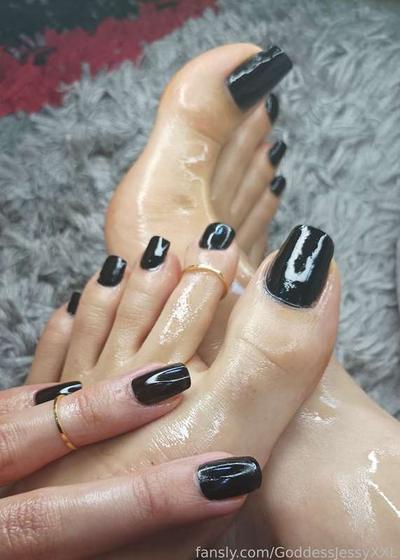 Goddessjessyxxl - Fansly - 14 Oct, 2023