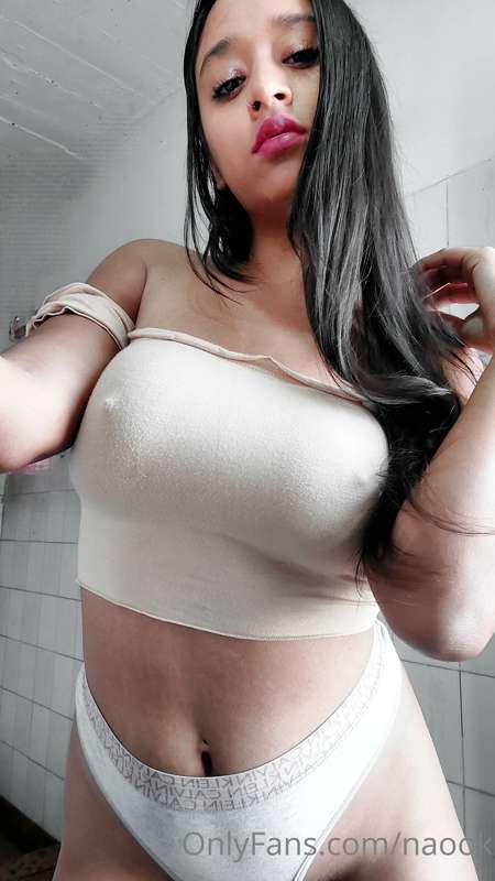 Naoomy - Onlyfans - 01 Sep, 2022