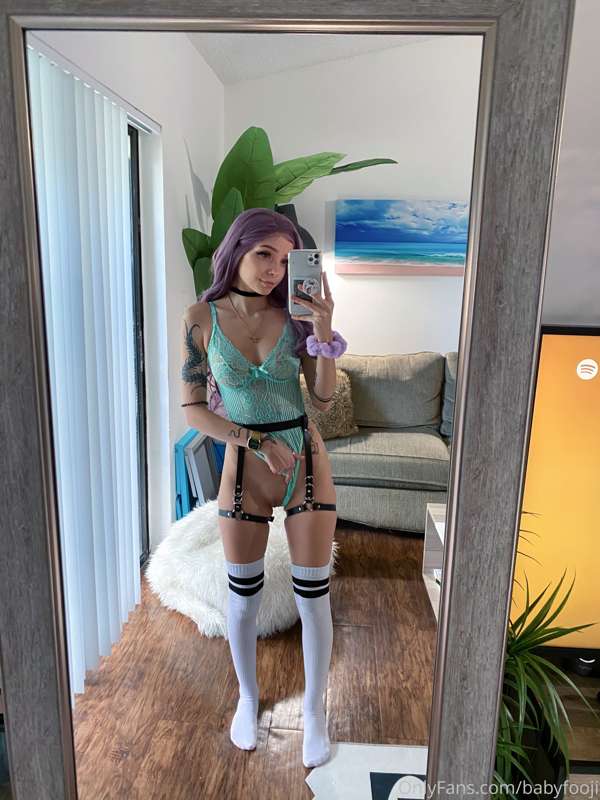 Lots of pussy in this post but wait until you see the next p.. 14
