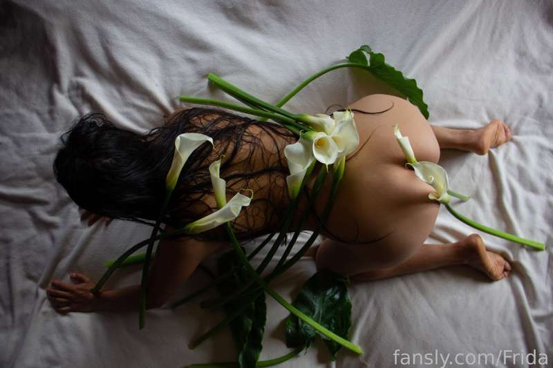 Frida - Fansly - 01 Jul, 2024 2