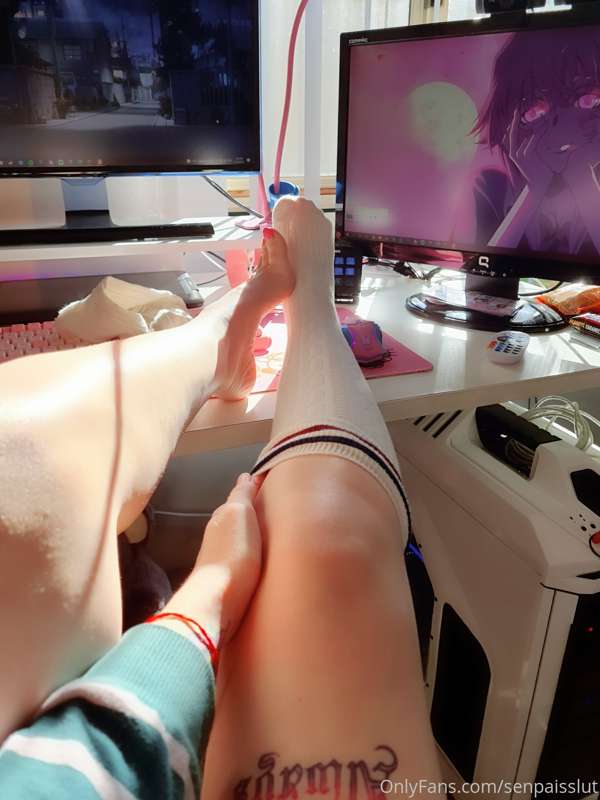 It feels so lovely having the warm winter sun shining on my .. 1