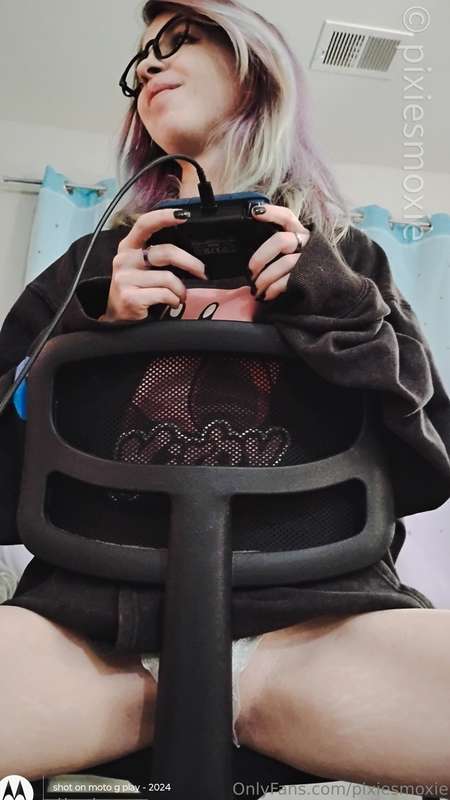 Loading... spicy content complete! 😉 Ready to download? 👇#em.. 6
