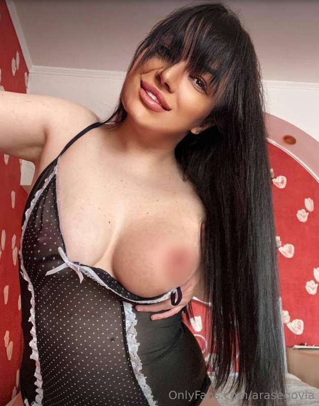 # @candiceblack1 Hello!  ❤️💋Filthy hot brunette cumslut want..