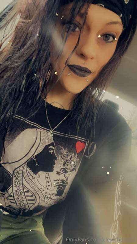 Clewchelle93 - Onlyfans - 25 Mar, 2024 1