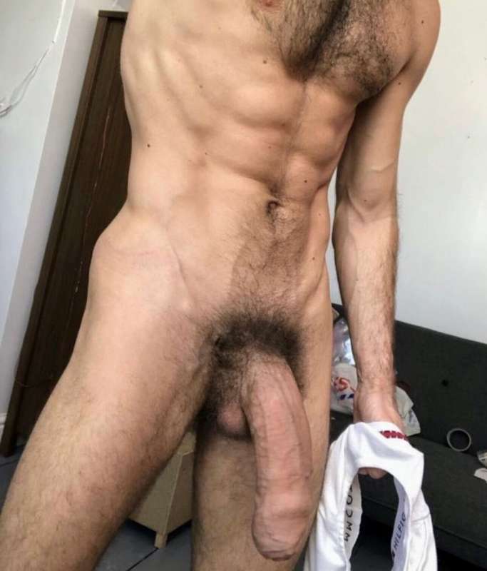 𝗦𝗵𝗼𝘂𝗹𝗱 𝗜 𝗳𝗶𝗹𝗺 𝗮 𝘀𝗰𝗲𝗻𝗲 𝘄𝗶𝘁𝗵 @john_connor❓😈It’s my friend he D..