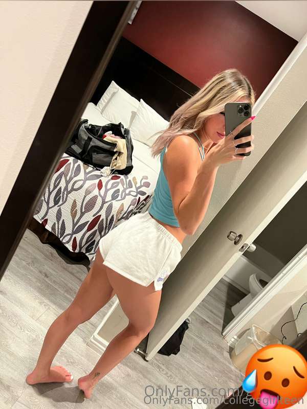 Which part of my body makes you horny? 🥰😈