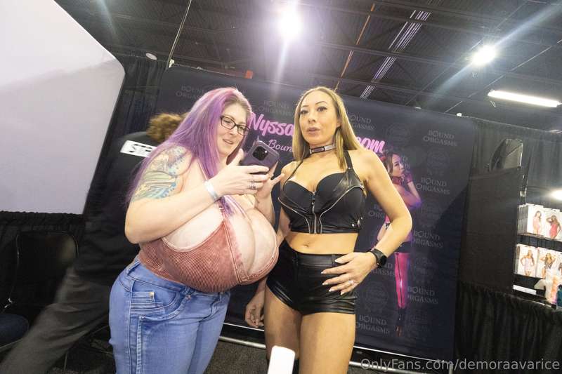 some misc Exxxotica trip stuff! In order of appearance:@nyss.. 1