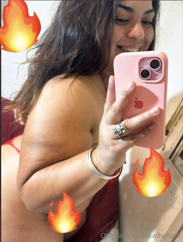 🔥She is my friend and she is here to fulfill your fantasies🔥..