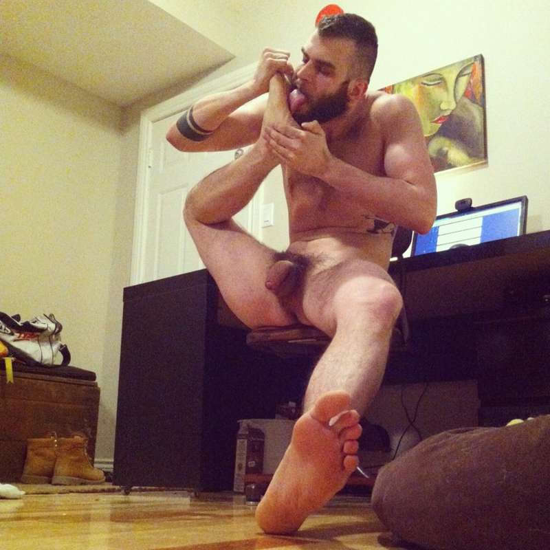 just a throwback of me licking my own foot ;)))