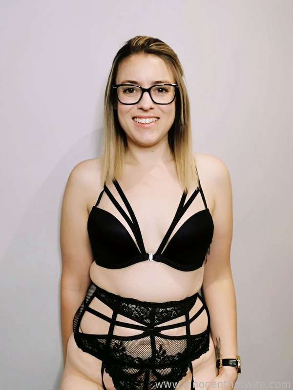 Innocenthotwife - Fansly - 23 Aug, 2021