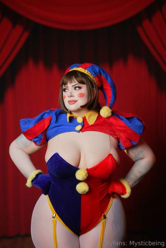 Day 29/31 days of Halloween | Pomni from The Amazing Digital.. 13