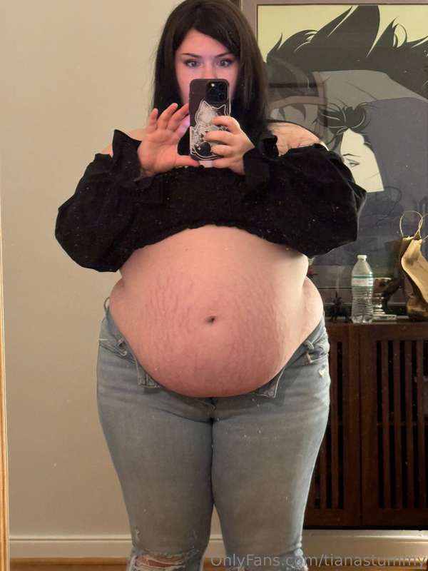 local fat girl incapable of putting the fork down... balloon.. 18