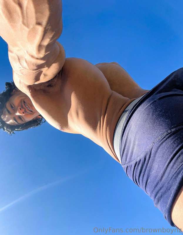 How’s the view from down there 🍑