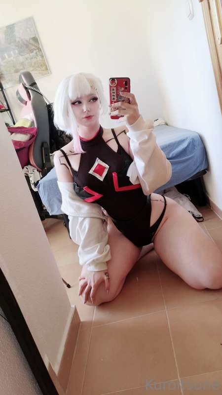 You just summoned a hot waifu 😽 Lucy from cyberpunk edgerunn..