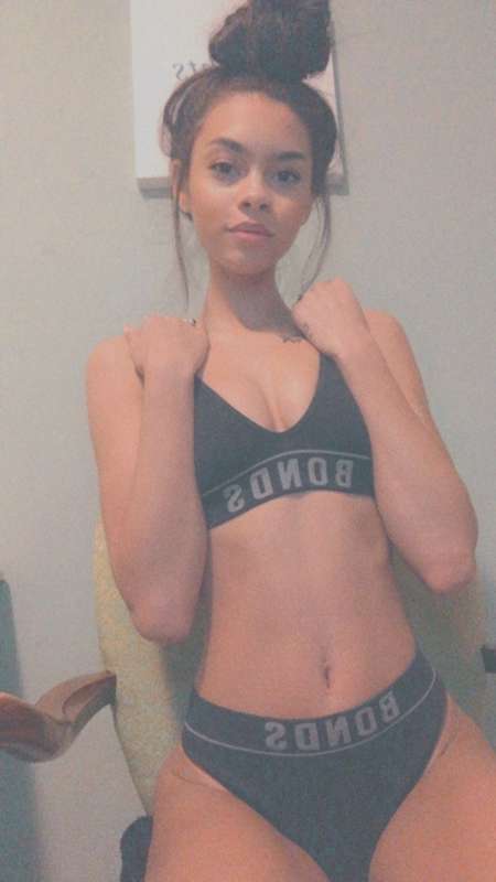 cum hangout tonight 😋