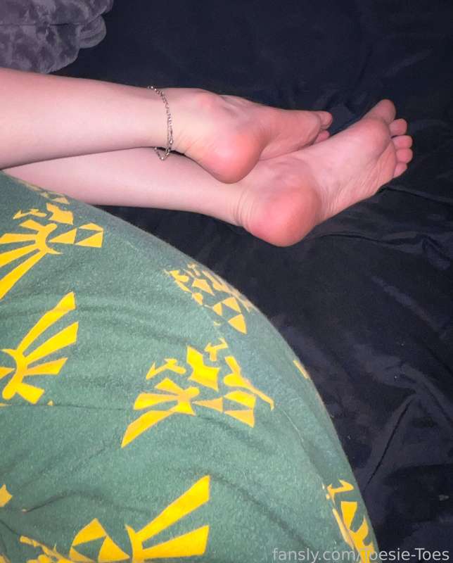 Toesie-Toes - Fansly - 19 Mar, 2025 1