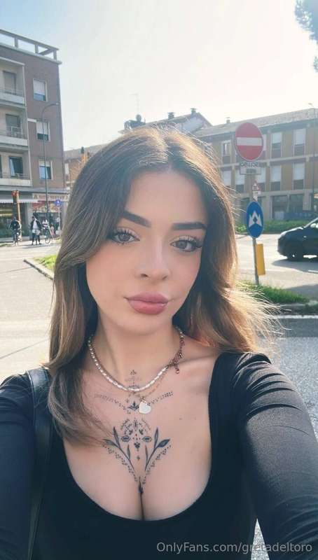Amore che fai?Vieni in chat da me? 🤍