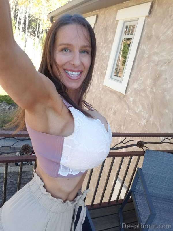 Do these huge fucking tits make me look like a whore? 🔥🔥🔥🔥🔥 .. 3