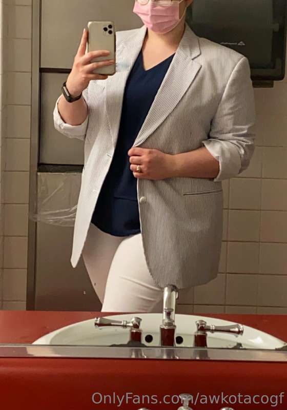 Your therapist will see you now 👩🏼‍💻