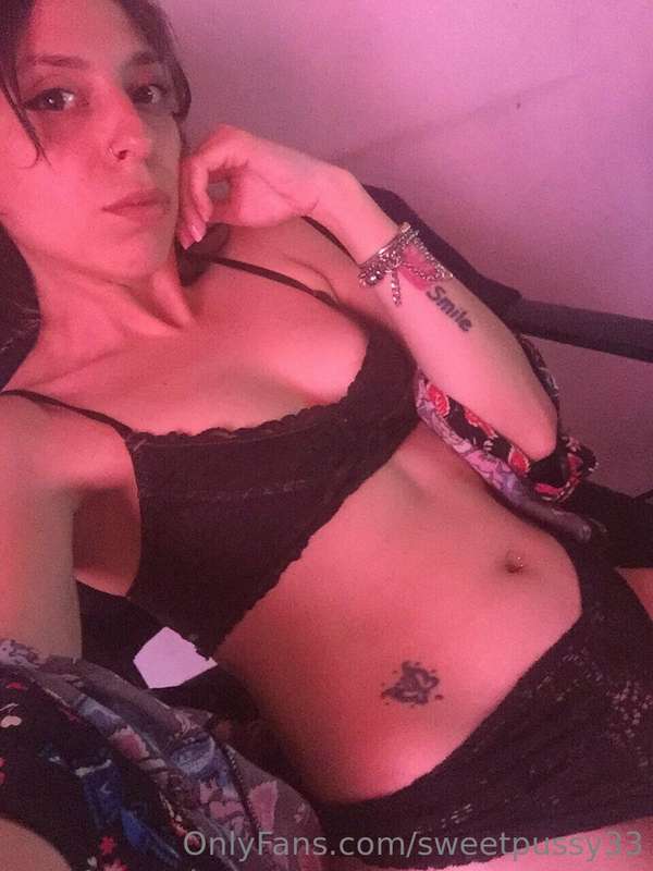 I'm so bored 😔, do you want to play with me honey??❤️‍🔥🍑 2