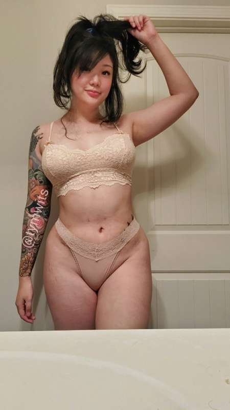 Took alot of photos today! Nude and non nude:3 
[Non nude] c.. 2