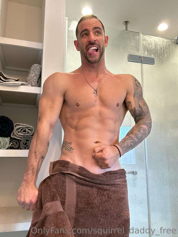 Towel drop in 3..2..1🥵