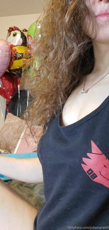 Happy Valentines Day ? Live streaming here now ?