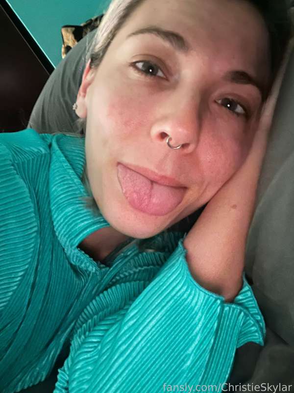 Christieskylar - Fansly - 22 Nov, 2023 2