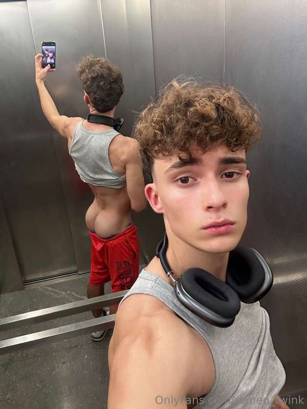 Romeo_Twink - Onlyfans - 16 Nov, 2024