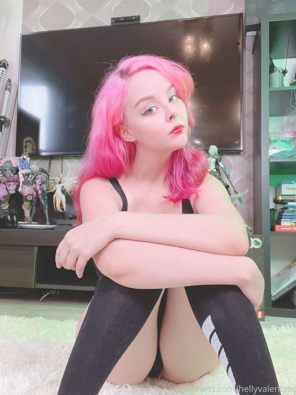 I wanted to make some alluring pics and videos and didn’t se.. 20