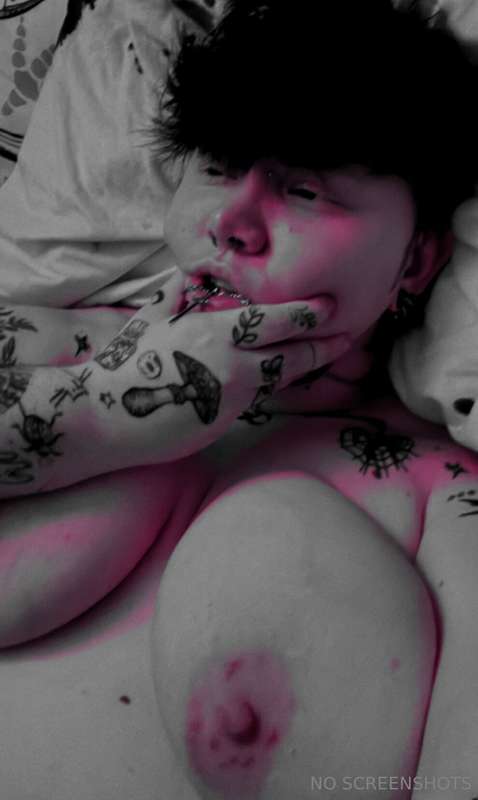 Leaving tomorrow for my convention ~ You know I’ll be filmin.. 2
