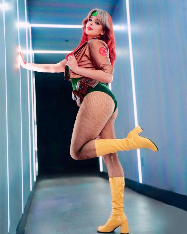 I've been posting new cosplay sets on IG recently and someon..
