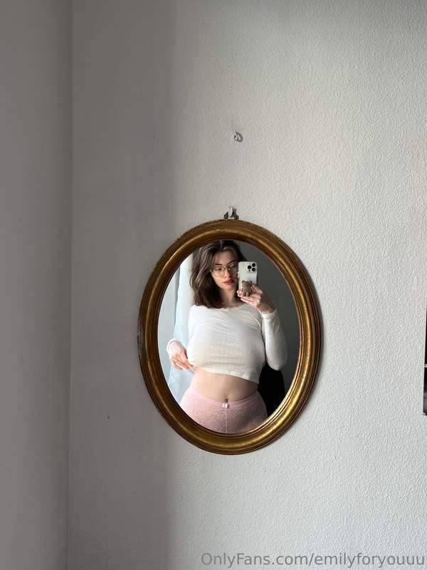 Should i show you how i make myself cum in front of my mirro.. 1