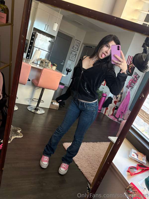 lil sfw post bc im so cute