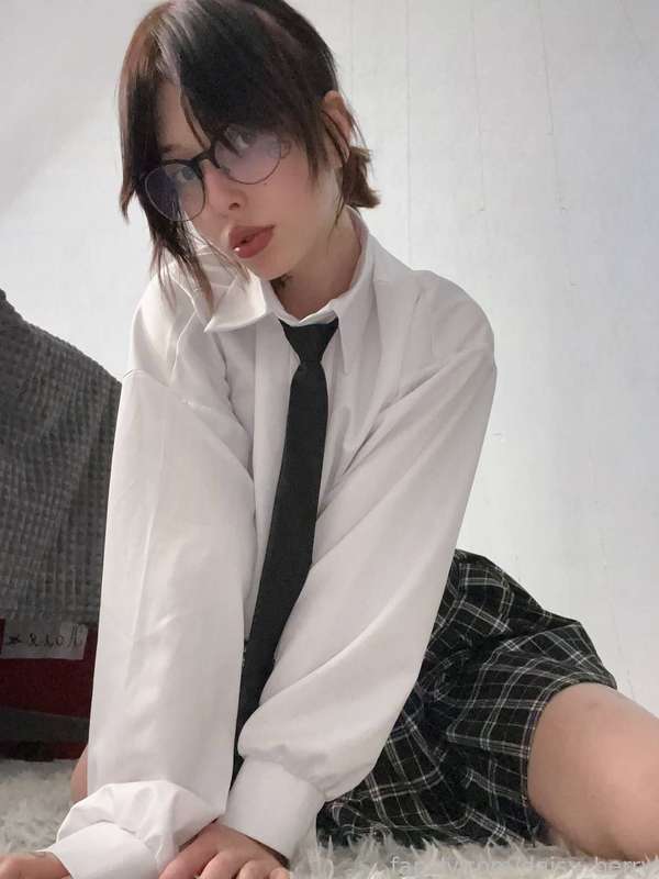 Daisy_Berry - Fansly - 21 Jan, 2025 2