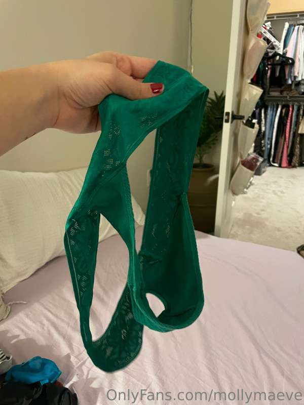 👙 **PANTIES & SOCKS 1/2 OFF WHEN YOU PURCHASE IN TOKENS ON M.. 11