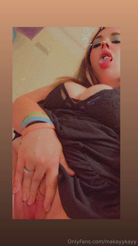Makayykayy - Onlyfans - 2025-07-15T08:34:07