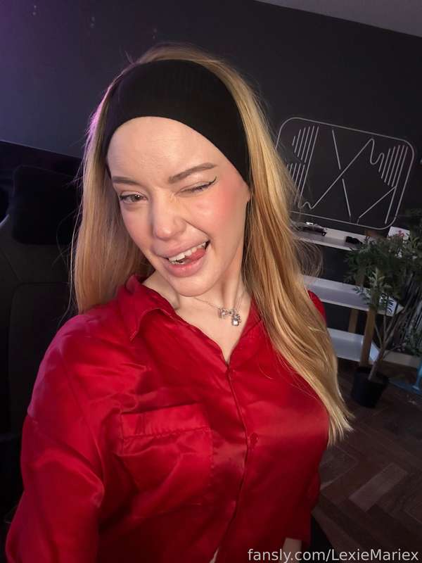 Lexiemariex - Fansly - 19 Feb, 2025 1