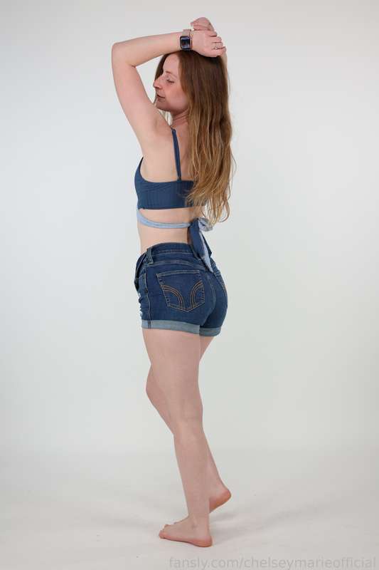 Chelseymarieofficial - Fansly - 03 May, 2025 23