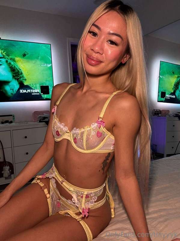 going live in just 2 hours <3