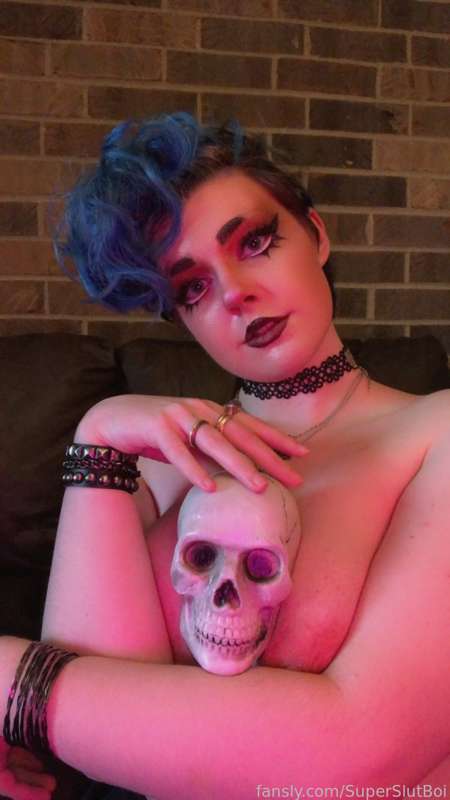 Superslutboi - Fansly - 17 Sep, 2021 18