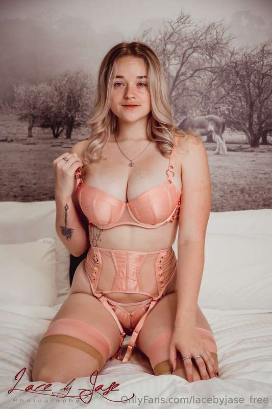 Free Set (pt1) 24